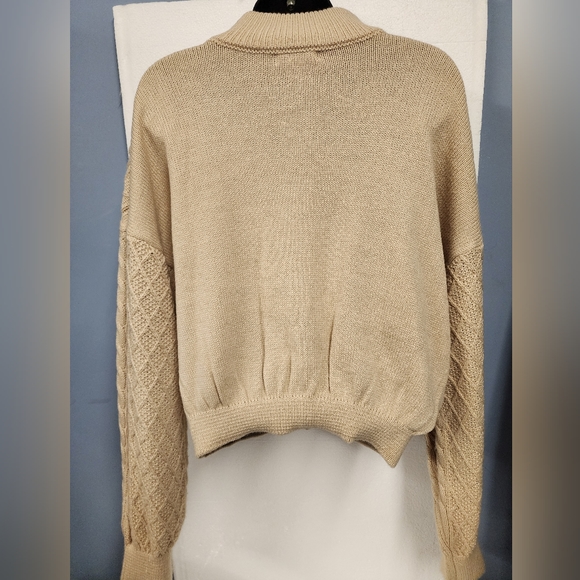 Fashion Nova Knit Crop Zip up Sweater Pre-Loved size Small - Picture 4 of 10